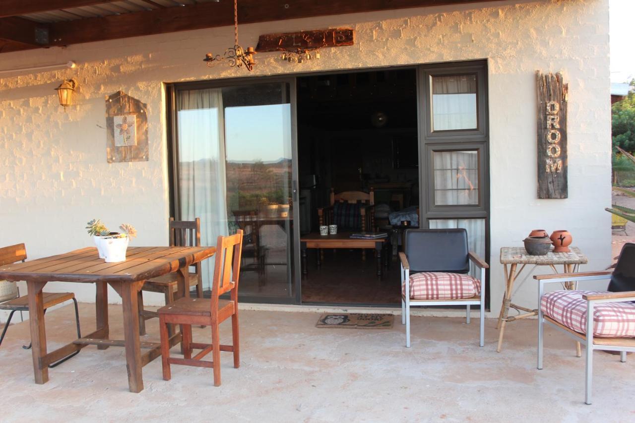 Pureplaas Self Catering Volmoed Oudtshoorn Klein Karoo Apartamento Exterior foto